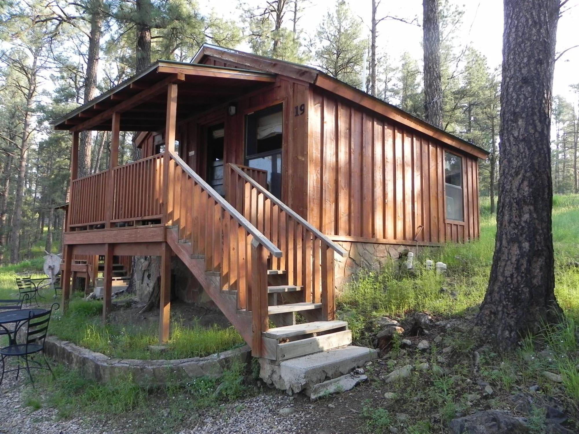 Apache Village Cabins Рюидозо Екстериор снимка