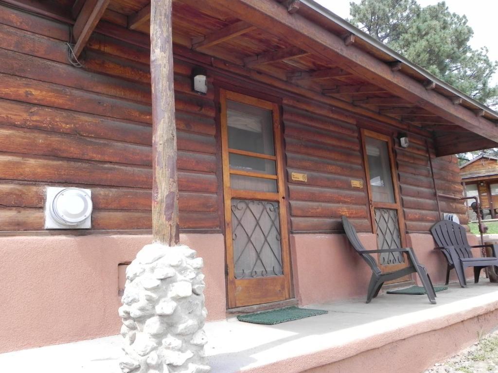 Apache Village Cabins Рюидозо Екстериор снимка